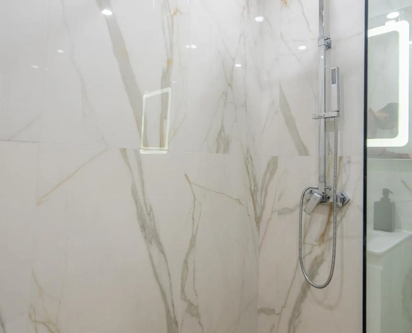 Harmony Suite Sofía