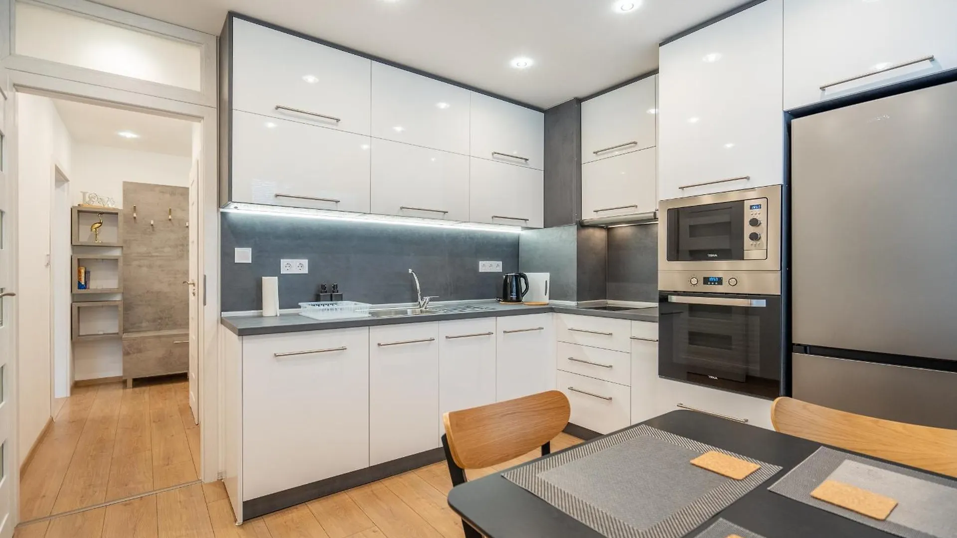 Harmony Suite Sofía